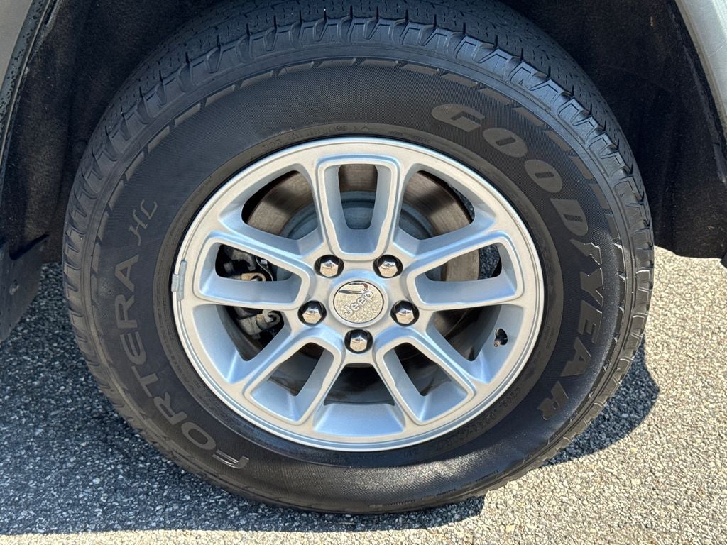 2018 Jeep Grand Cherokee Laredo E