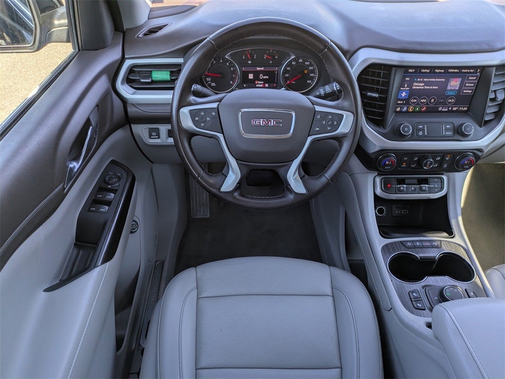 2023 GMC Acadia SLT