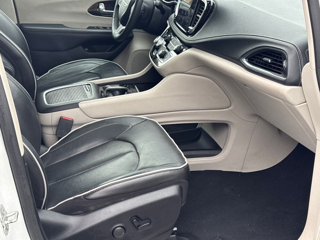 2023 Chrysler Pacifica Hybrid Limited