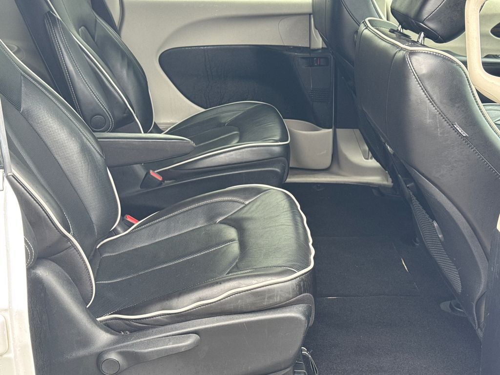 2023 Chrysler Pacifica Hybrid Limited