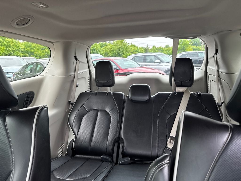 2023 Chrysler Pacifica Hybrid Limited