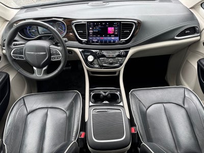 2023 Chrysler Pacifica Hybrid Limited