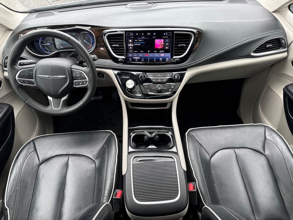 2023 Chrysler Pacifica Hybrid Limited