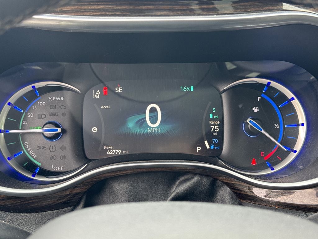 2023 Chrysler Pacifica Hybrid Limited