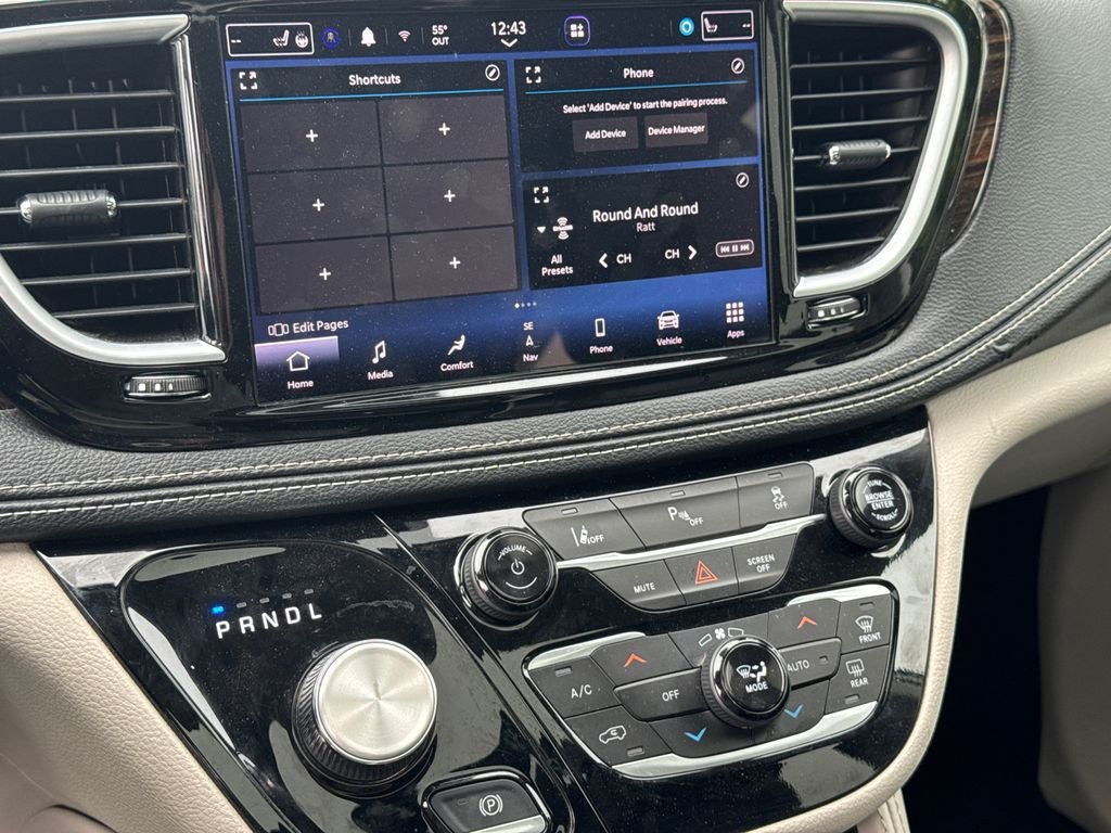 2023 Chrysler Pacifica Hybrid Limited