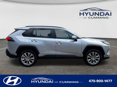 2022 Toyota RAV4 XLE Premium