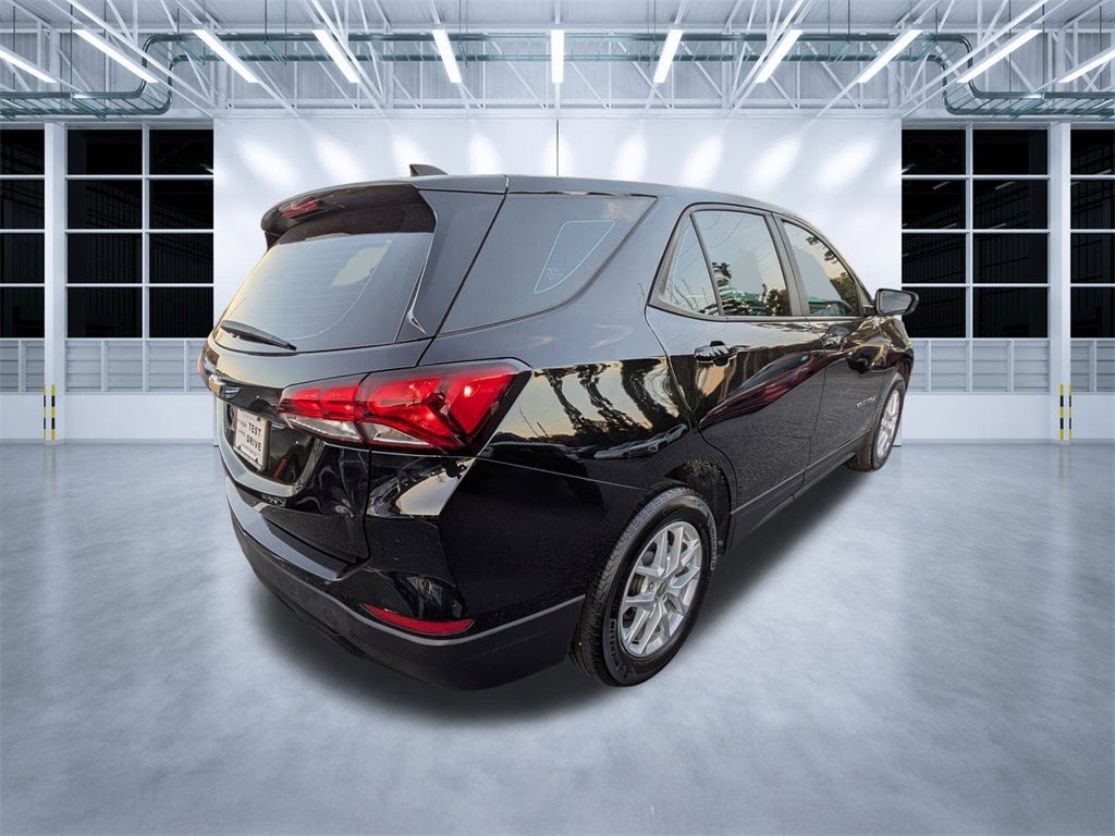 2022 Chevrolet Equinox LS