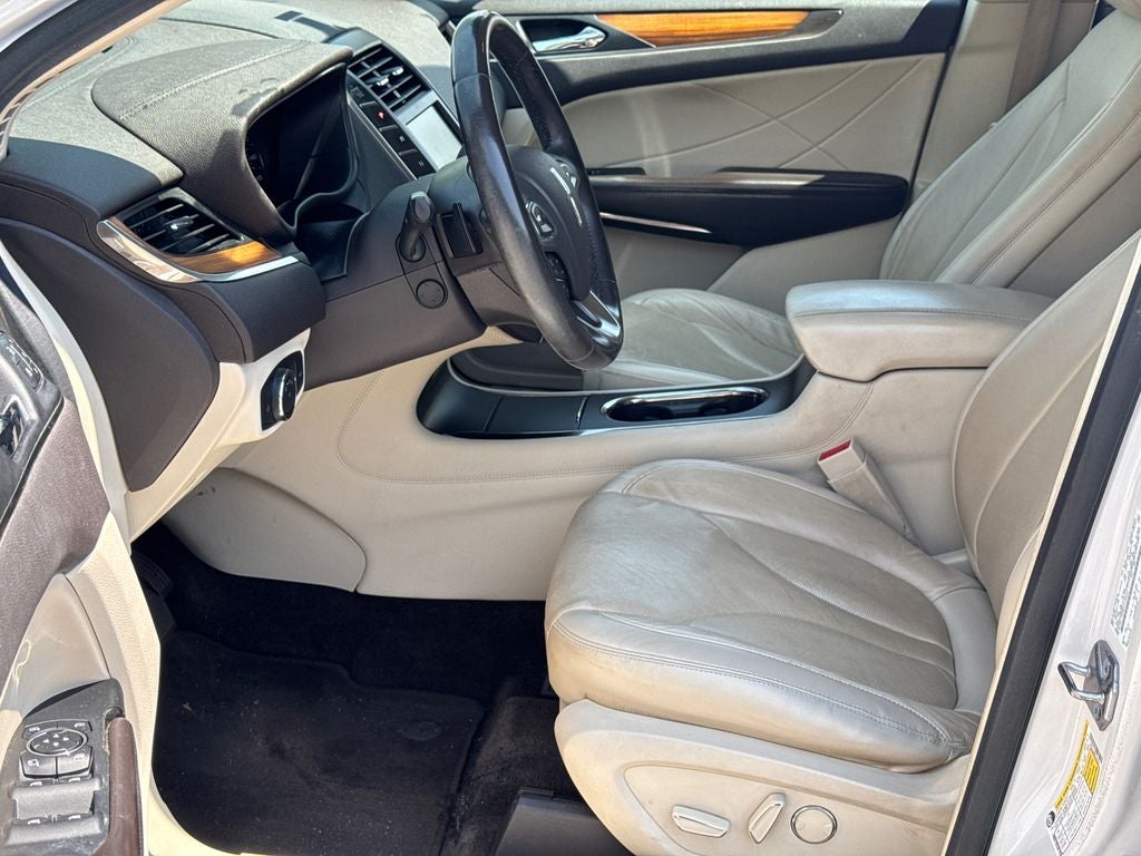 2015 Lincoln MKC Base