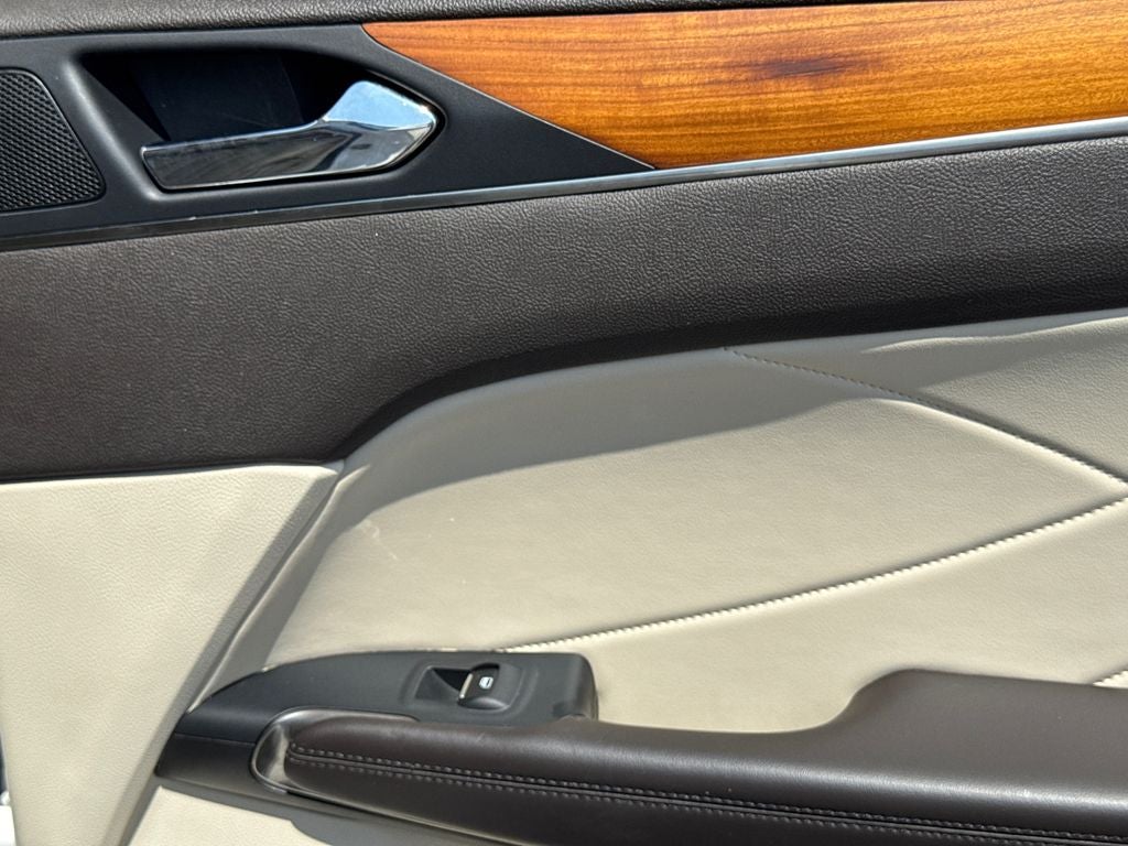 2015 Lincoln MKC Base