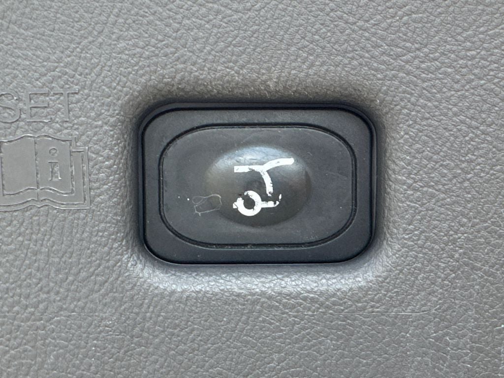2015 Lincoln MKC Base