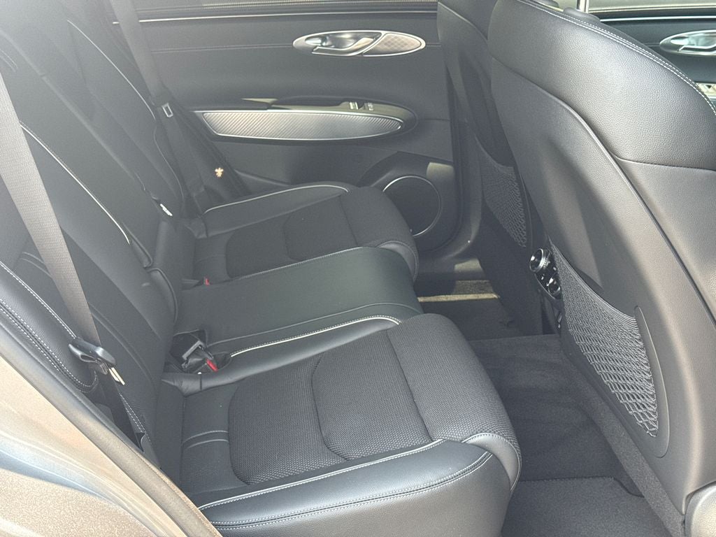 2024 Genesis GV70 2.5T
