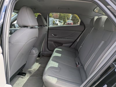 2022 Hyundai Elantra SEL