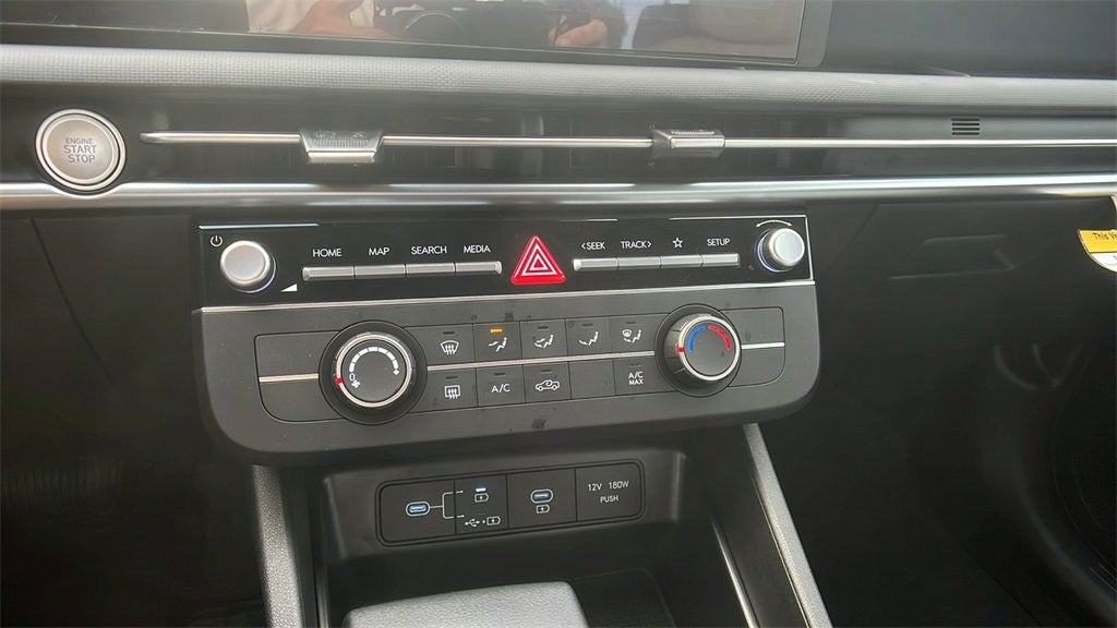 2026 Hyundai Santa Cruz SE