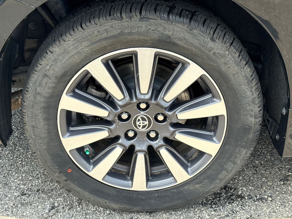 2019 Toyota Sienna Limited Premium 7 Passenger