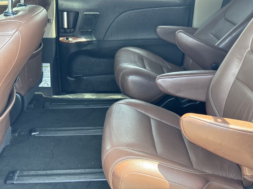 2019 Toyota Sienna Limited Premium 7 Passenger