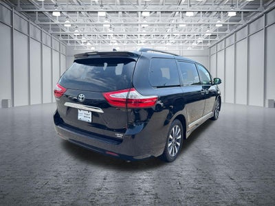 2019 Toyota Sienna Limited Premium 7 Passenger