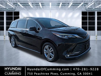 2022 Toyota Sienna Platinum 7 Passenger