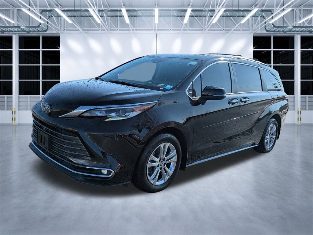 2022 Toyota Sienna Platinum 7 Passenger