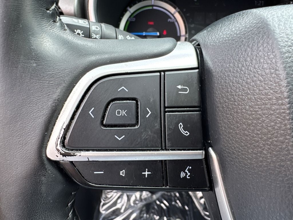 2022 Toyota Highlander Hybrid XLE