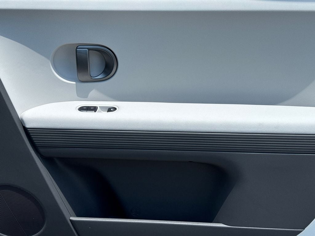 2026 Hyundai IONIQ 5 SE