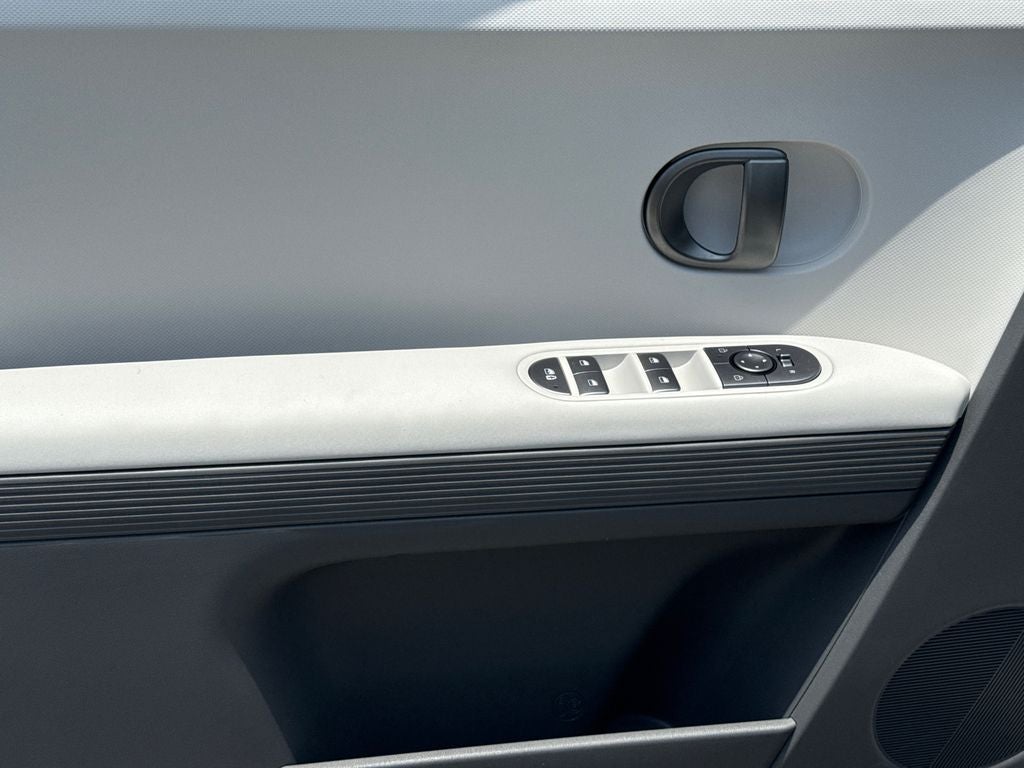 2026 Hyundai IONIQ 5 SE