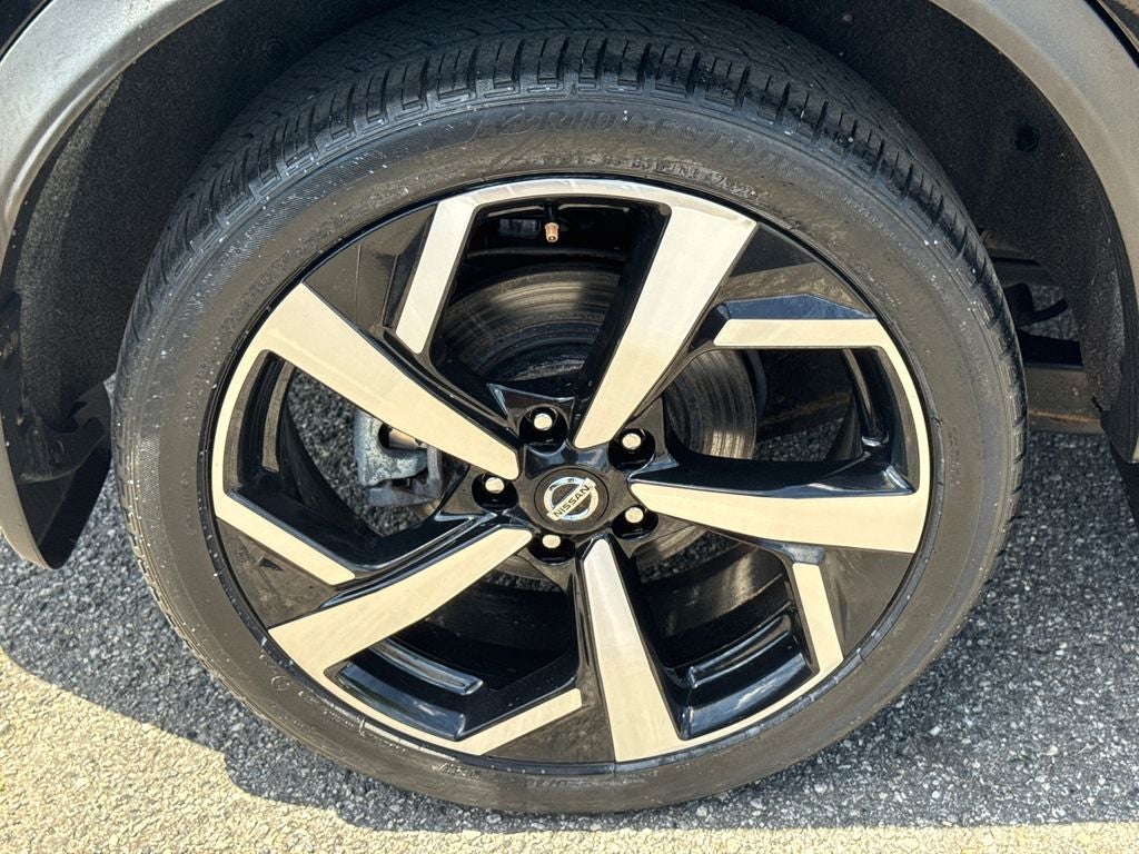 2022 Nissan Rogue Sport SL