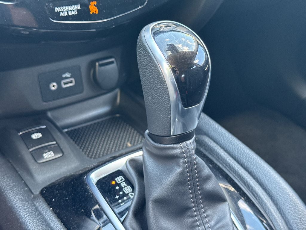 2022 Nissan Rogue Sport SL