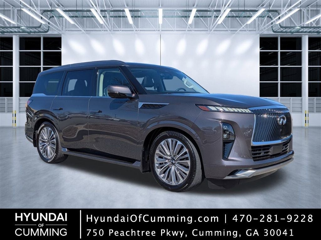 2025 INFINITI QX80 LUXE