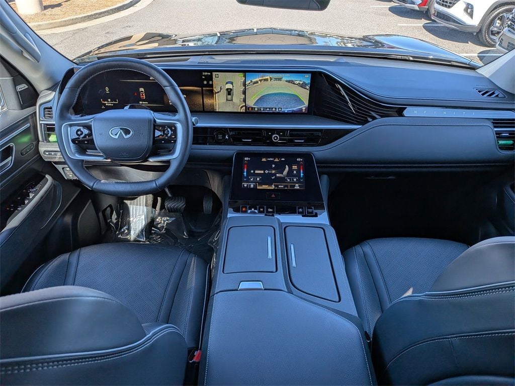 2025 INFINITI QX80 LUXE