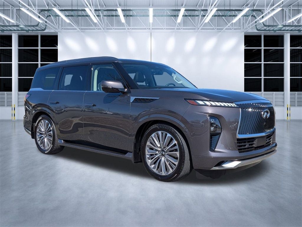 2025 INFINITI QX80 LUXE