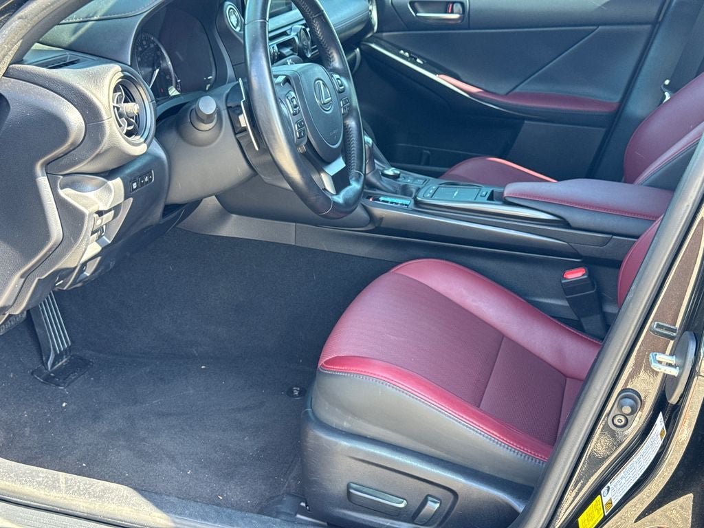 2024 Lexus IS 350 F SPORT Design