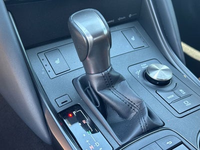 2024 Lexus IS 350 F SPORT Design