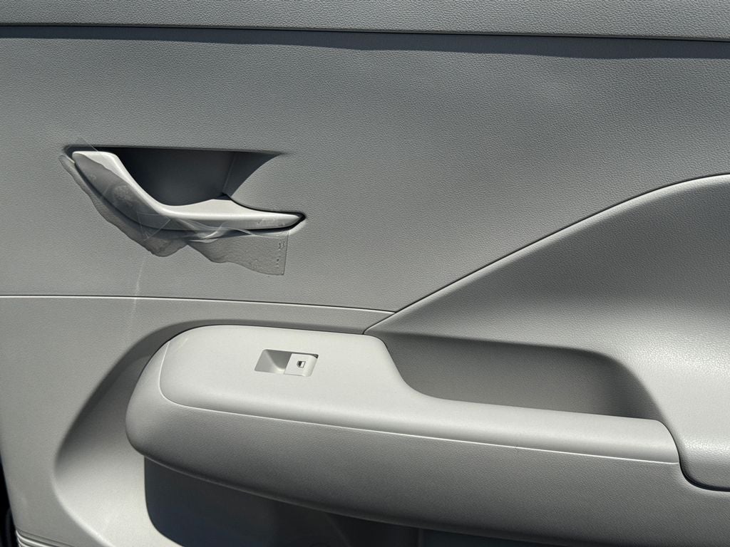 2027 Hyundai Kona SE