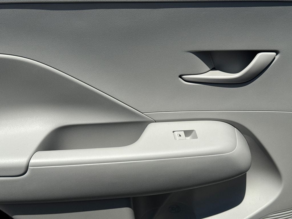 2027 Hyundai Kona SE