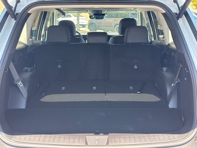 2026 Hyundai Palisade Hybrid Blue SEL Premium 8 Passenger