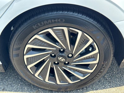 2026 Hyundai Sonata Hybrid Limited