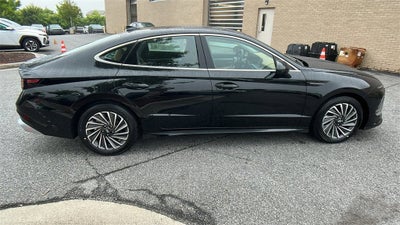 2025 Hyundai Sonata Hybrid Limited