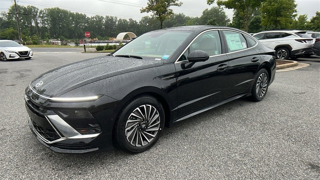 2025 Hyundai Sonata Hybrid Limited