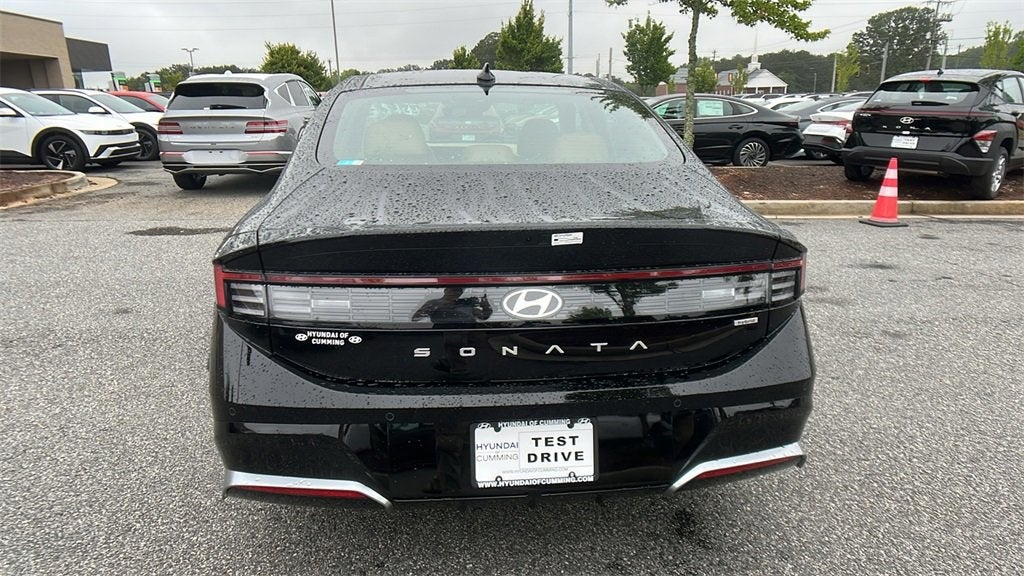 2025 Hyundai Sonata Hybrid Limited