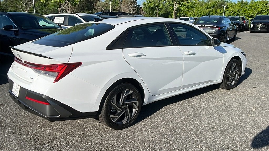 2025 Hyundai Elantra Hybrid SEL Sport