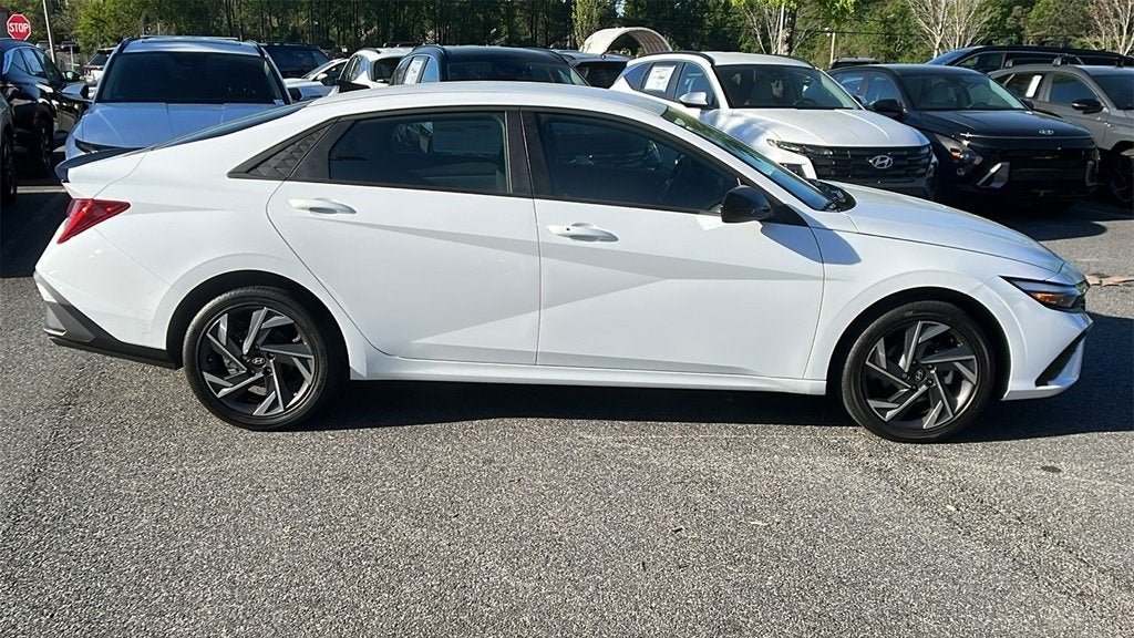 2025 Hyundai Elantra Hybrid SEL Sport
