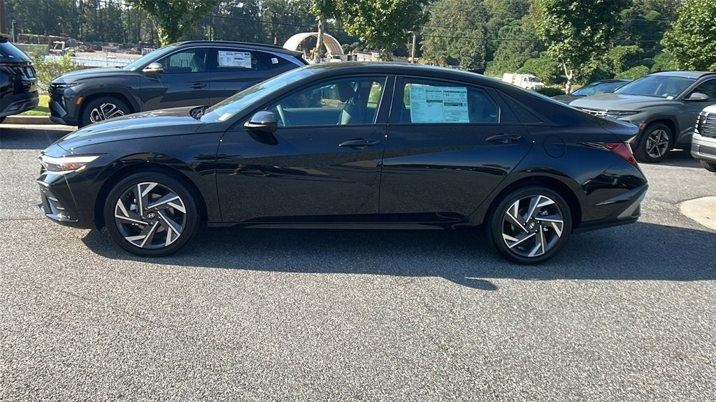 2025 Hyundai Elantra Hybrid SEL Sport