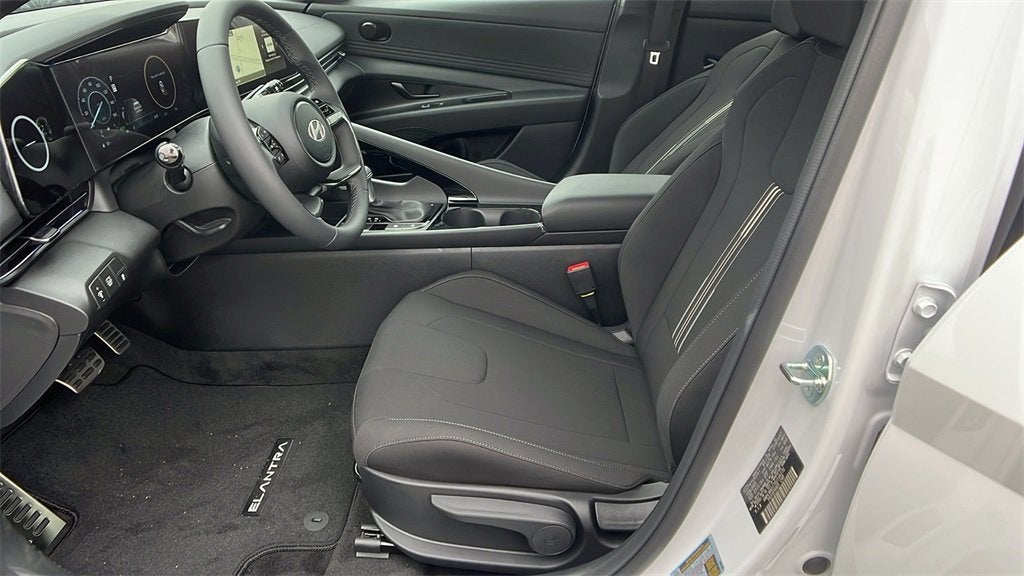 2025 Hyundai Elantra Hybrid SEL Sport