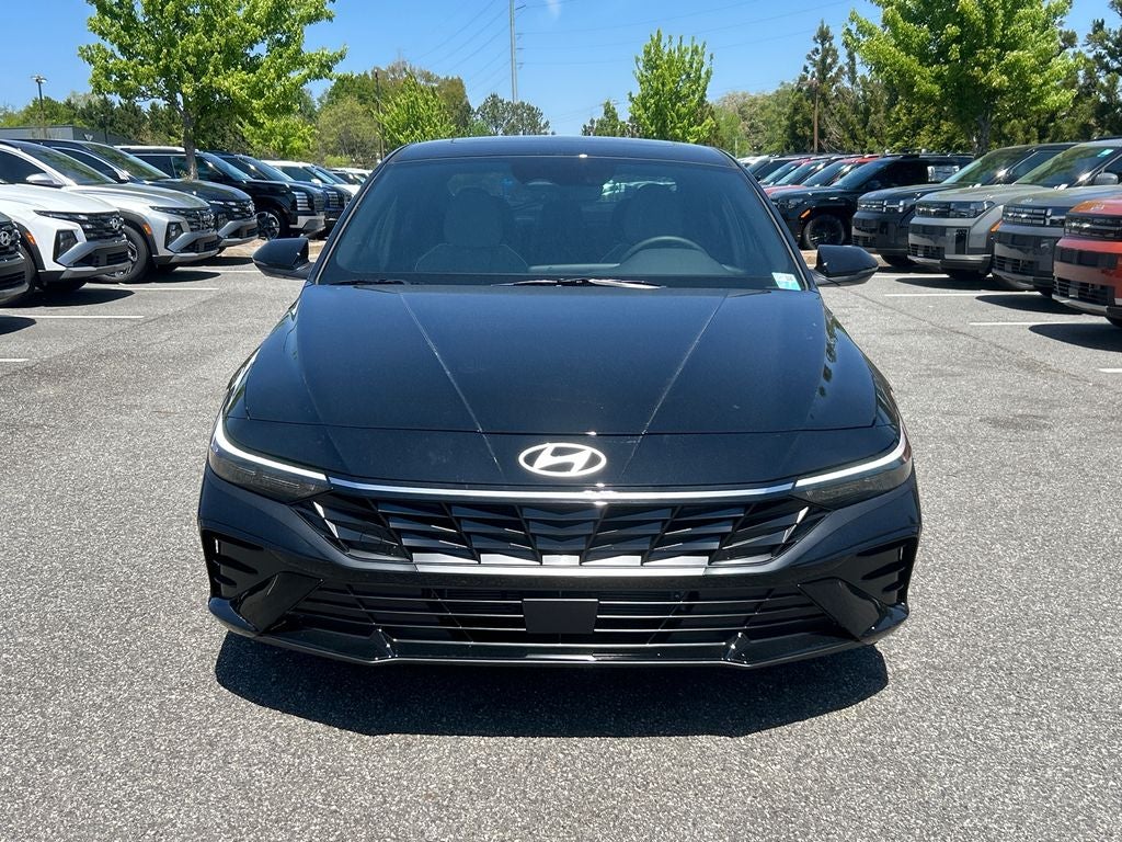 2025 Hyundai Elantra Hybrid Limited