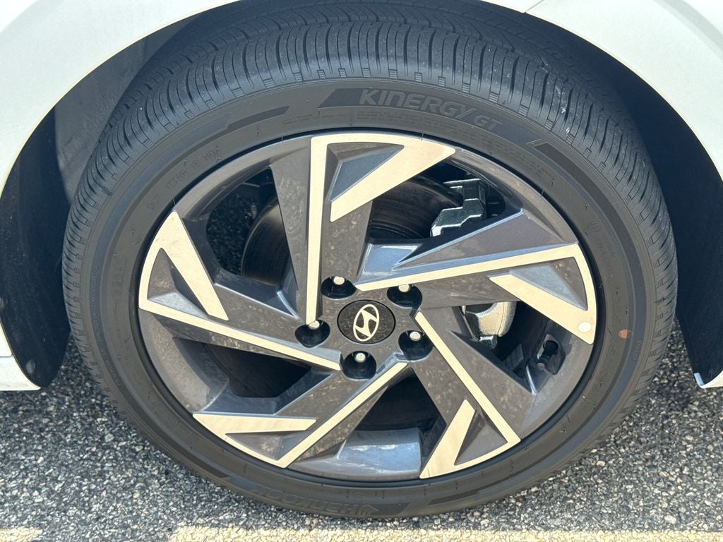 2026 Hyundai Elantra Hybrid Limited