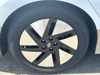 2025 Hyundai IONIQ 6 SE