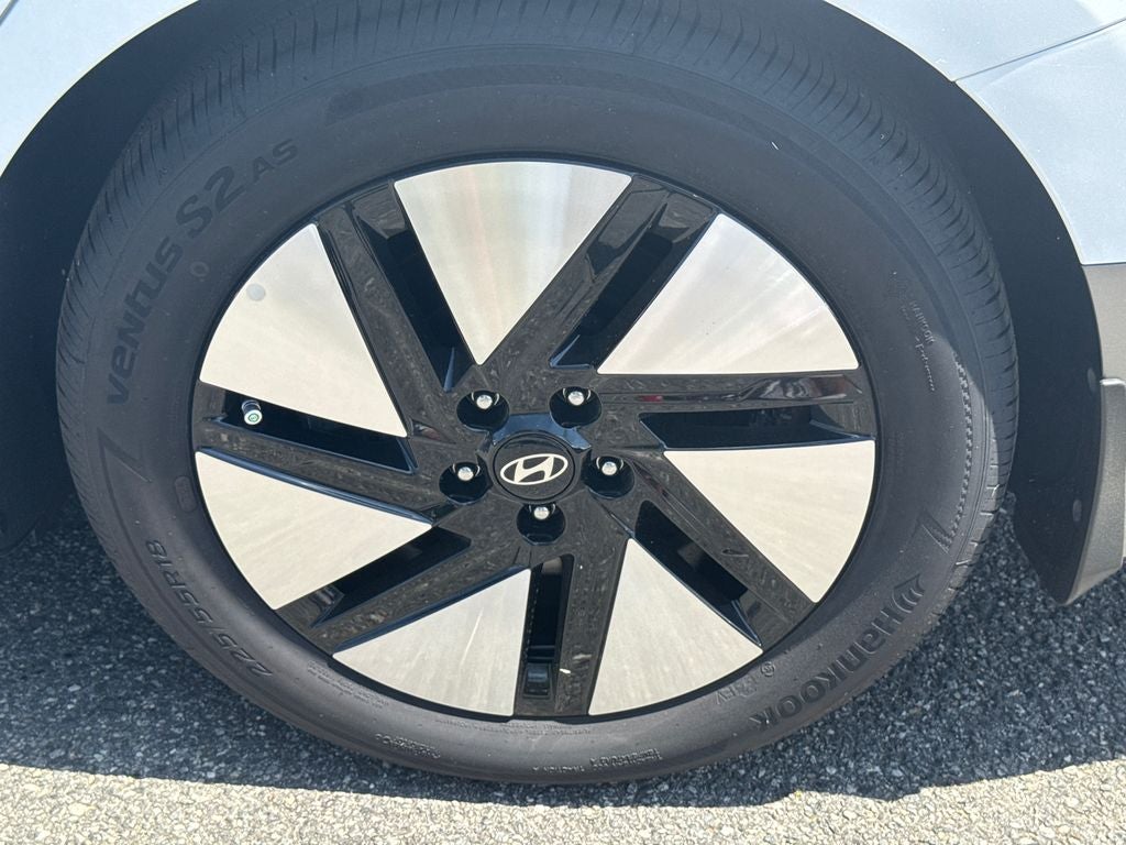 2025 Hyundai IONIQ 6 SE