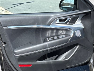 2026 Genesis G70 2.5T Prestige