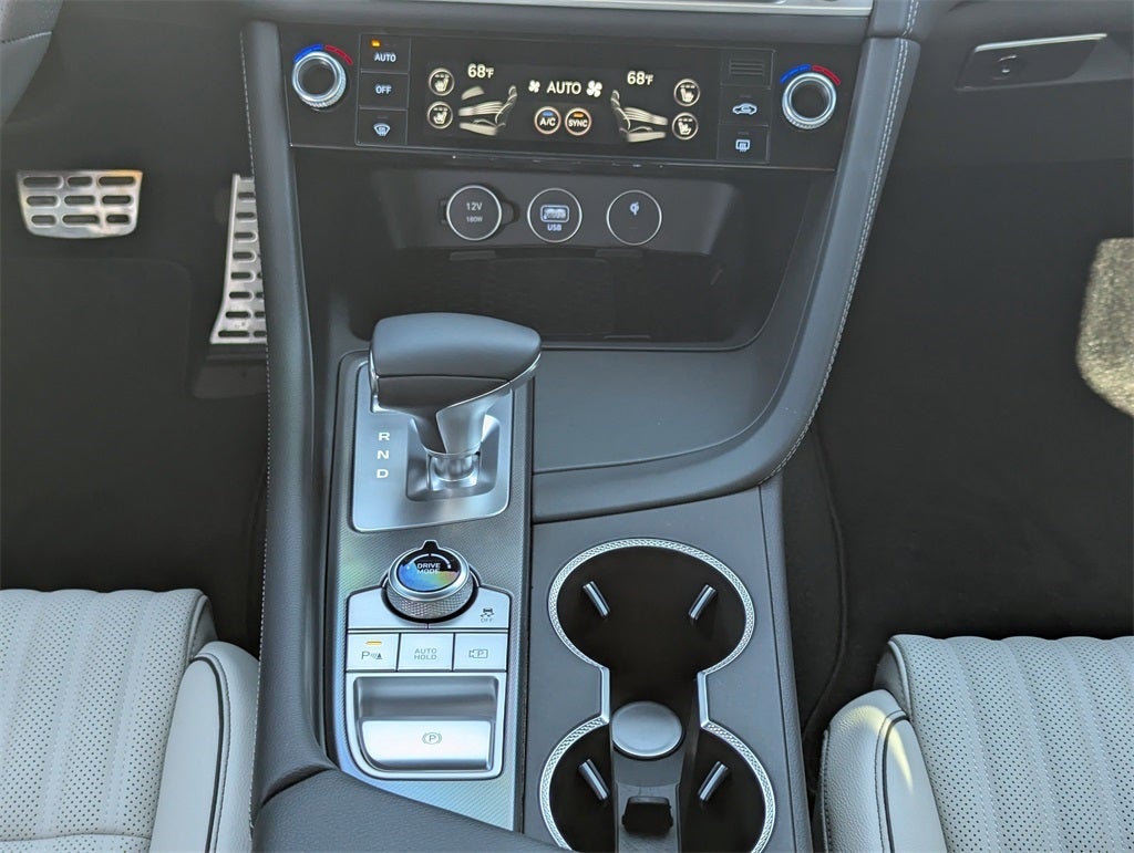 2025 Genesis G70 2.5T Sport Prestige