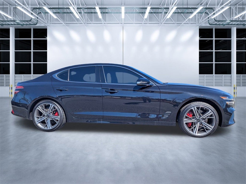 2025 Genesis G70 2.5T